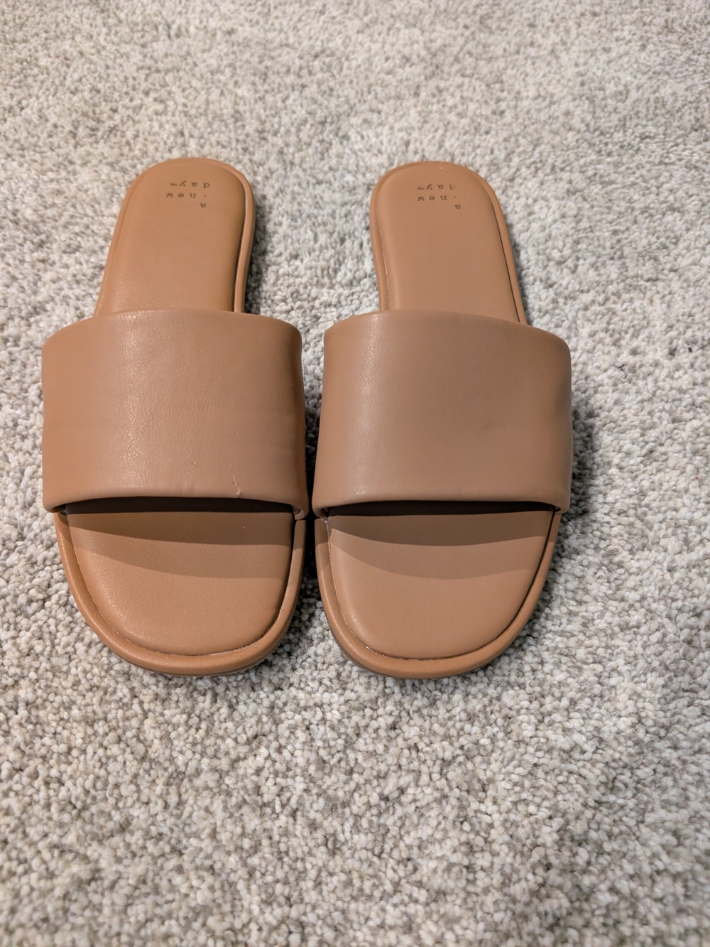 a new day Wide Slide Sandals in Brown Tan